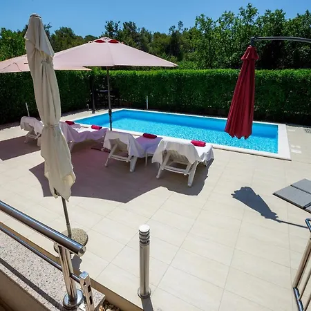 Poolincluded - Private Pool Villa Apartment Vigo Apartment