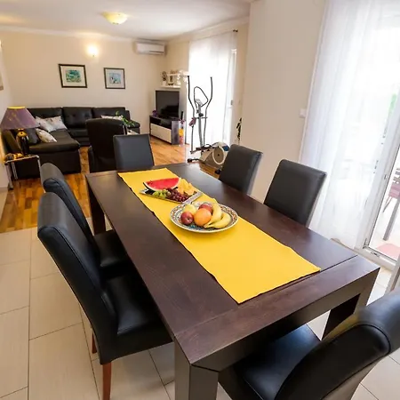 Poolincluded - Private Pool Villa Apartment Vigo Apartment